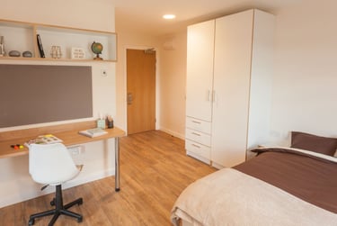 1 Bedroom Apartment at Roman House, Hanover Square, City Centre, Newcastle, NE13NP - Image 1